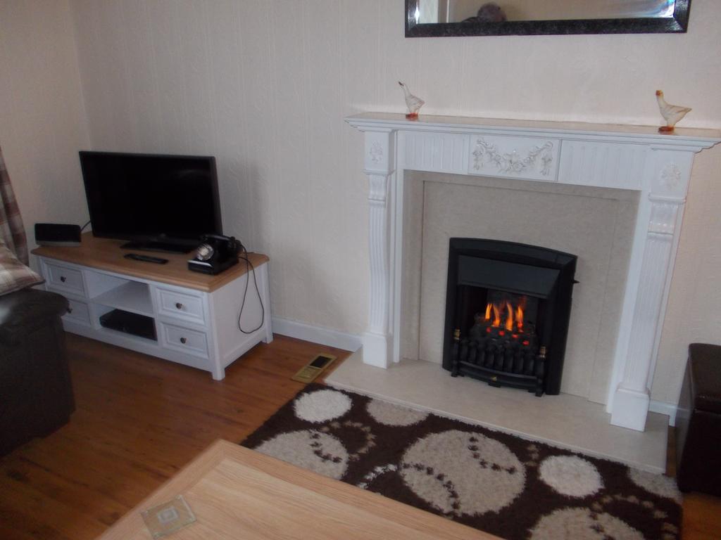 Stornoway Self-Catering Barony Square Villa Bagian luar foto