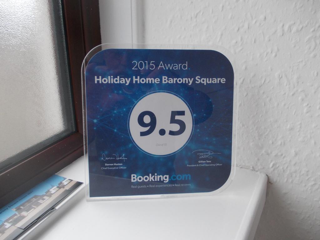 Stornoway Self-Catering Barony Square Villa Bagian luar foto